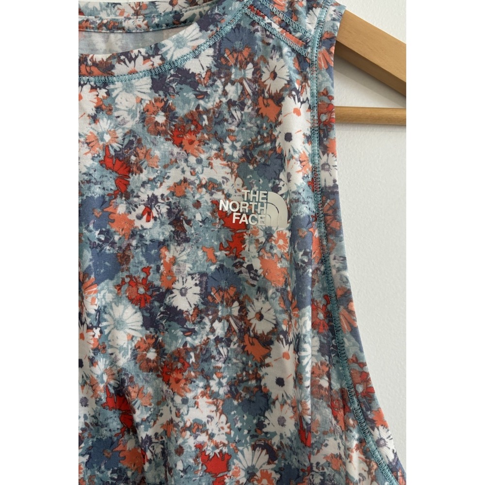 TNF Wander Slitback Small Tank Top Floral Active FlashDry Hiking Trail Yoga Gym